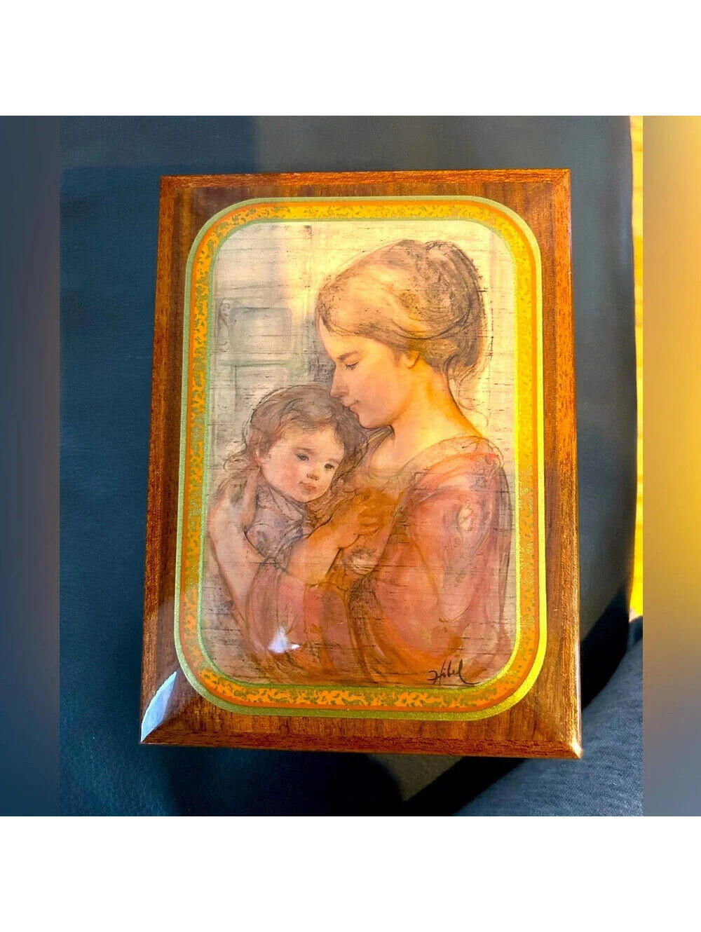 Edna Hibel of REUGE Swiss movement music jewelry box